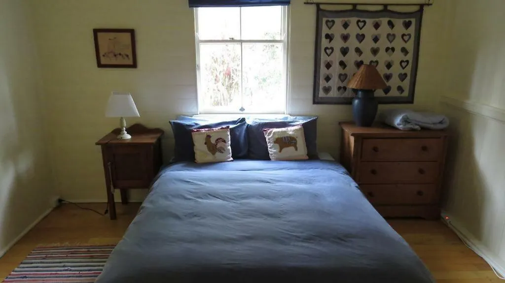 Holiday home The Blue House Yungaburra Villa